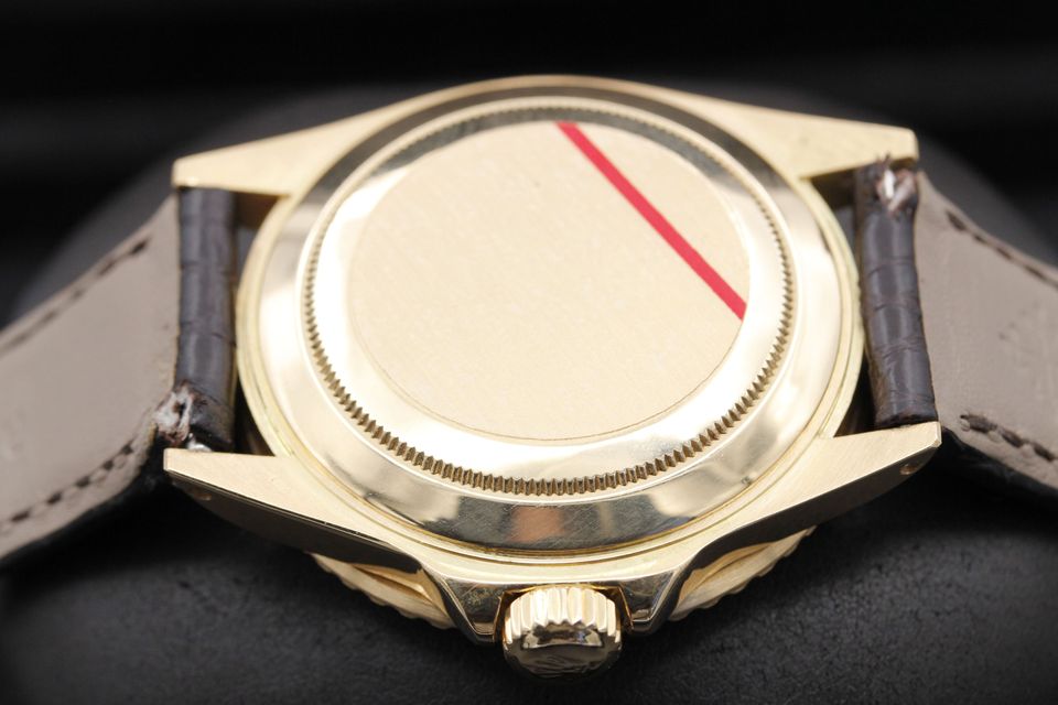 Rolex Submariner 16808 Image 6